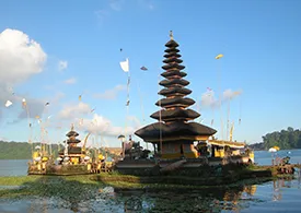 ulun danu temple bali