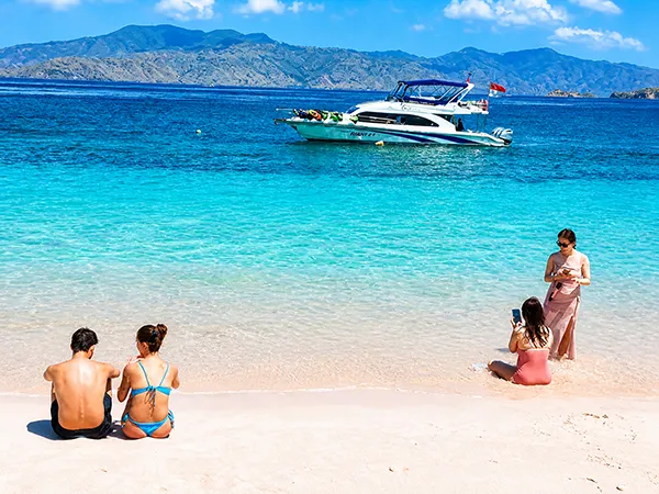 komodo tour 3 days 2 nights