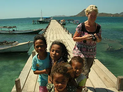  Komodo Tours & cruises 